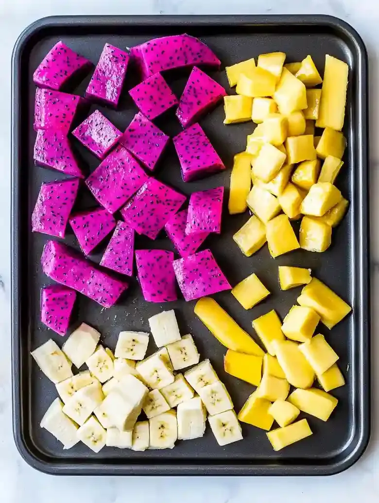 Dragon Fruit Smoothie Bowl
