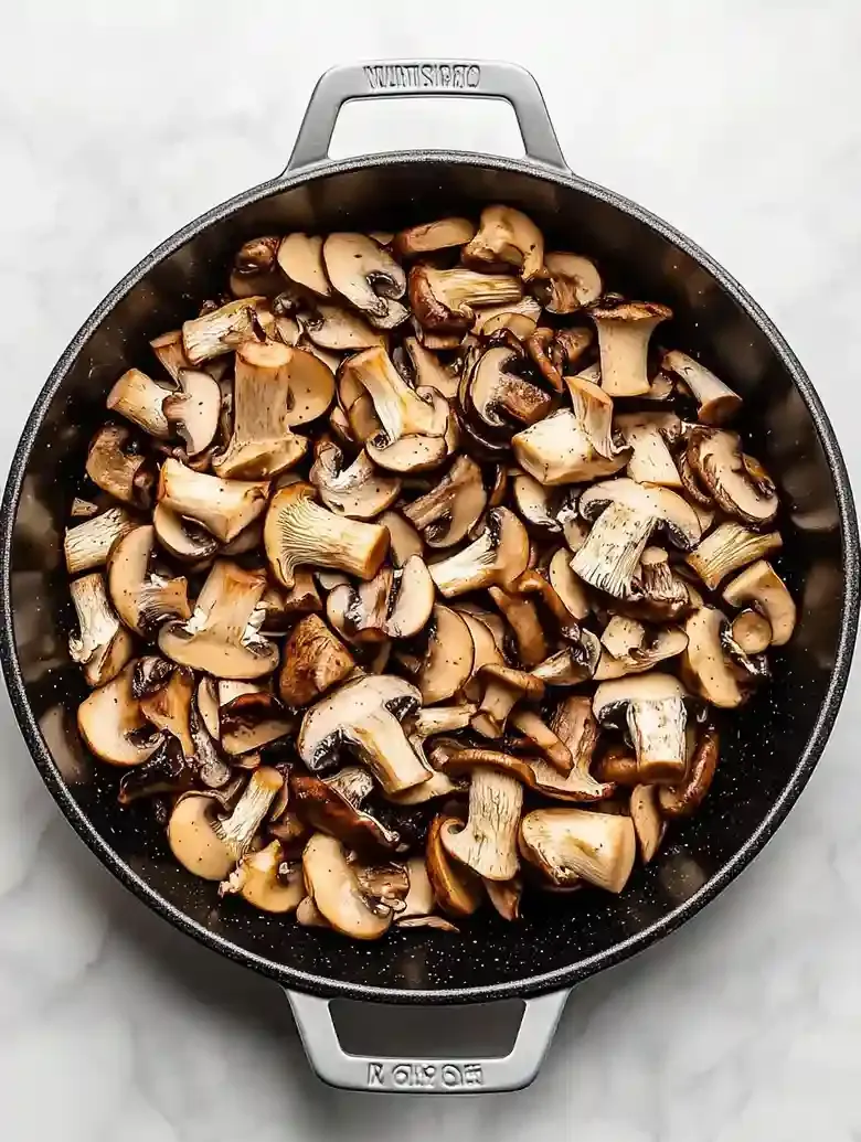 Vegetarian Mushroom Lasagna with Cheese Layers