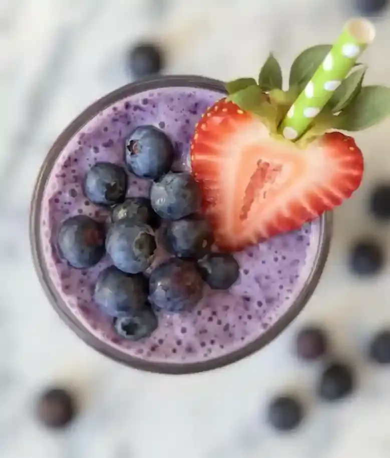 Blueberry Peanut Butter Protein Smoothie