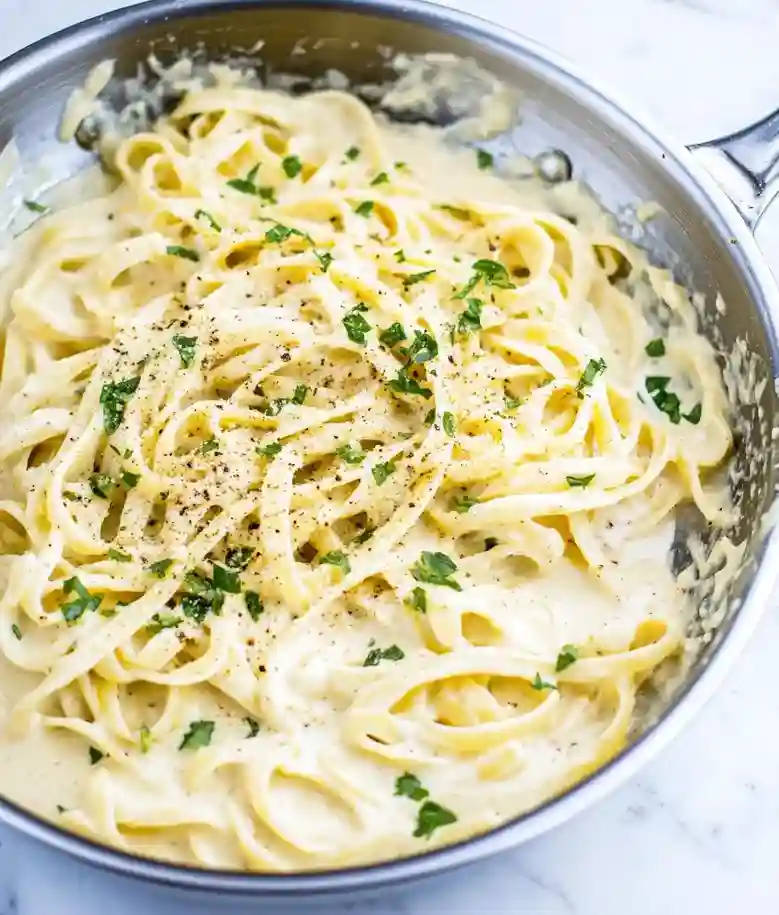 Creamy Garlic Pasta in One Pot