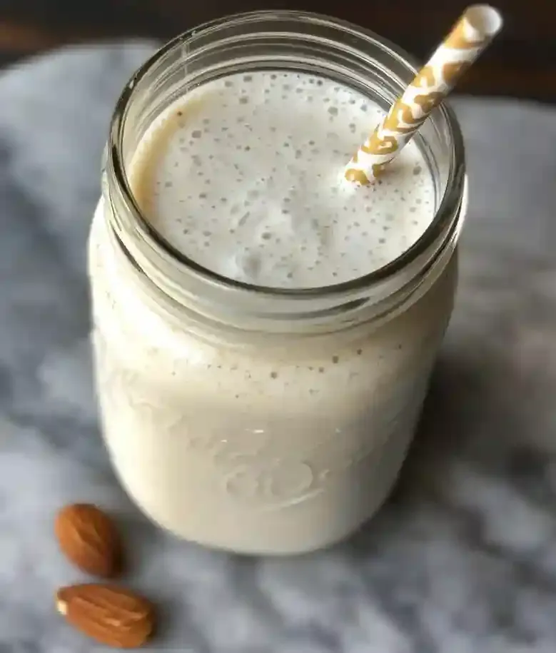 Creamy Vanilla Banana Almond Smoothie