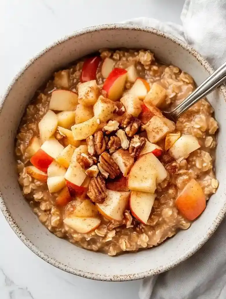 Easy Apple Cinnamon Oatmeal Recipe