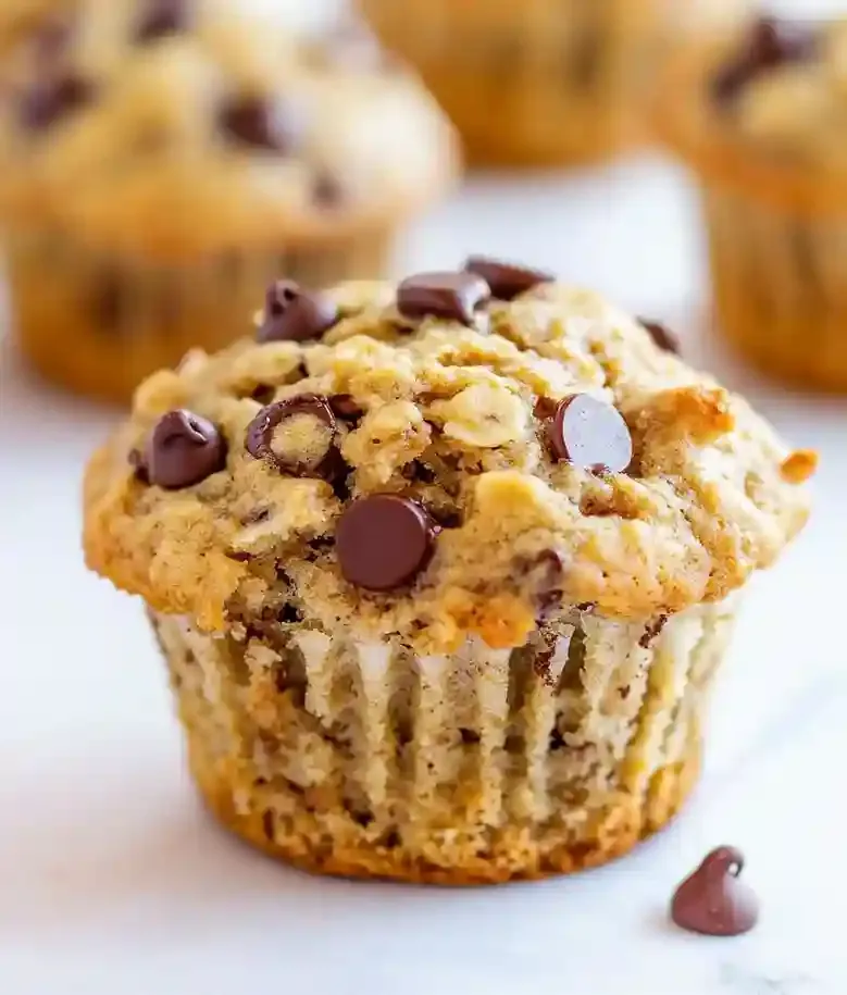 Easy Oatmeal Chocolate Chip Muffins