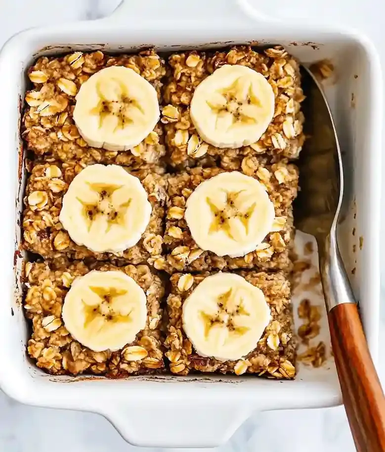 Healthy Banana Baked Oatmeal Recipe