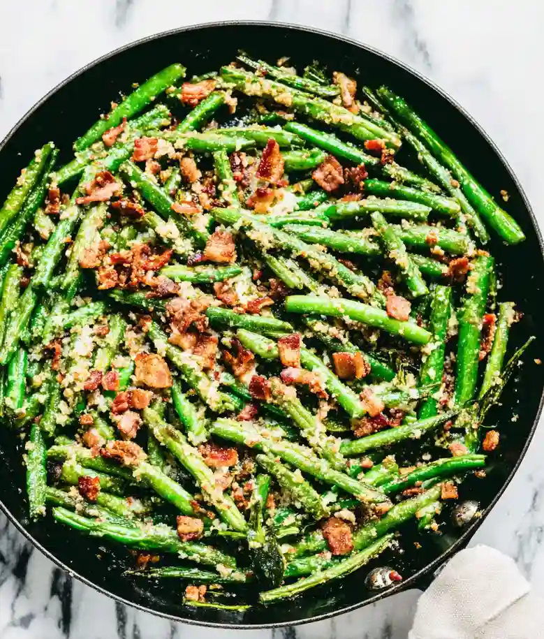 Crispy Garlic Parmesan Green Beans