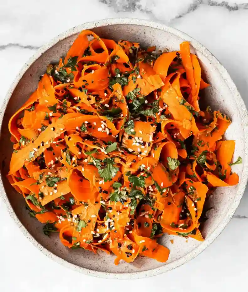 Crunchy Raw Carrot Salad Recipe