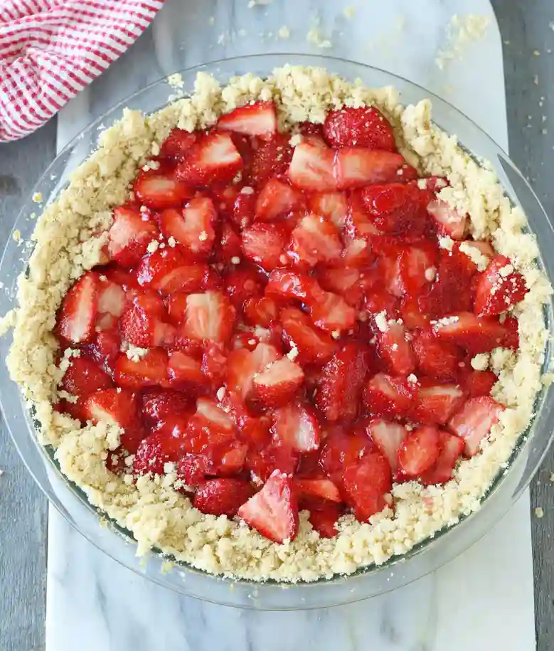 Easy Fresh Strawberry Pie Recipe