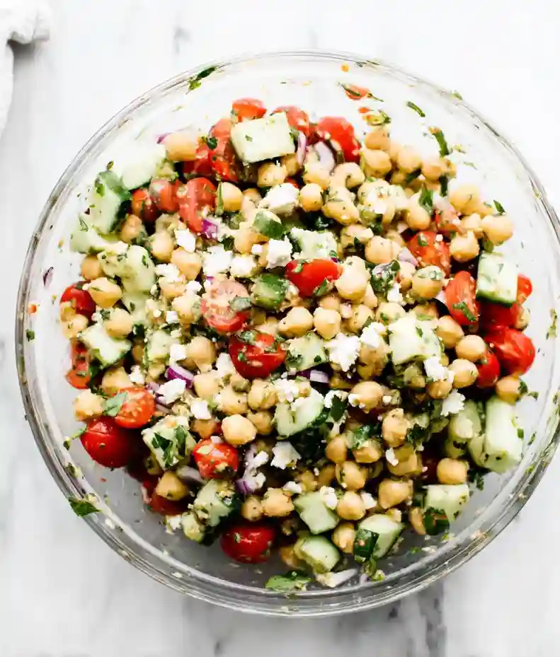 Easy Mediterranean Chickpea Salad