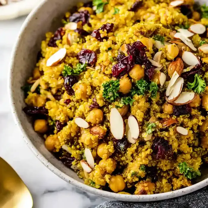 Easy One Pot Chickpea Quinoa Salad