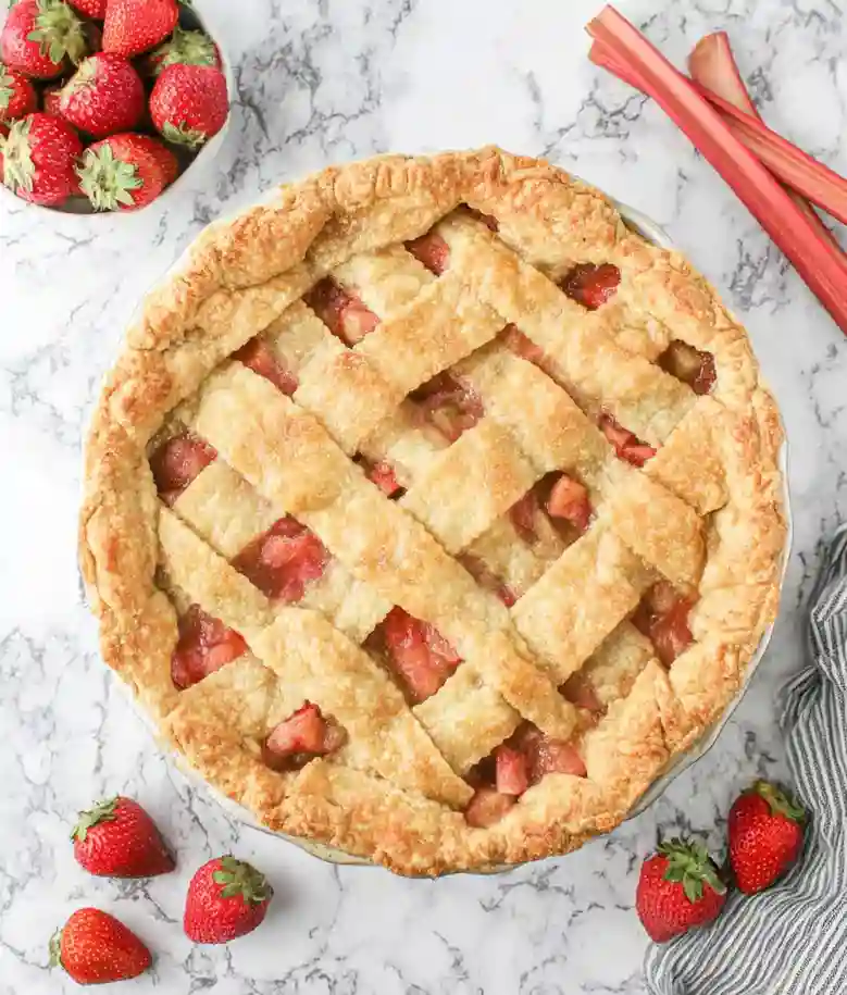 Easy Strawberry Rhubarb Pie Recipe