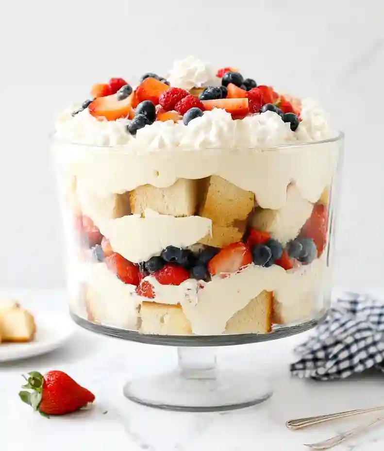 No Bake Cheesecake Berry Trifle