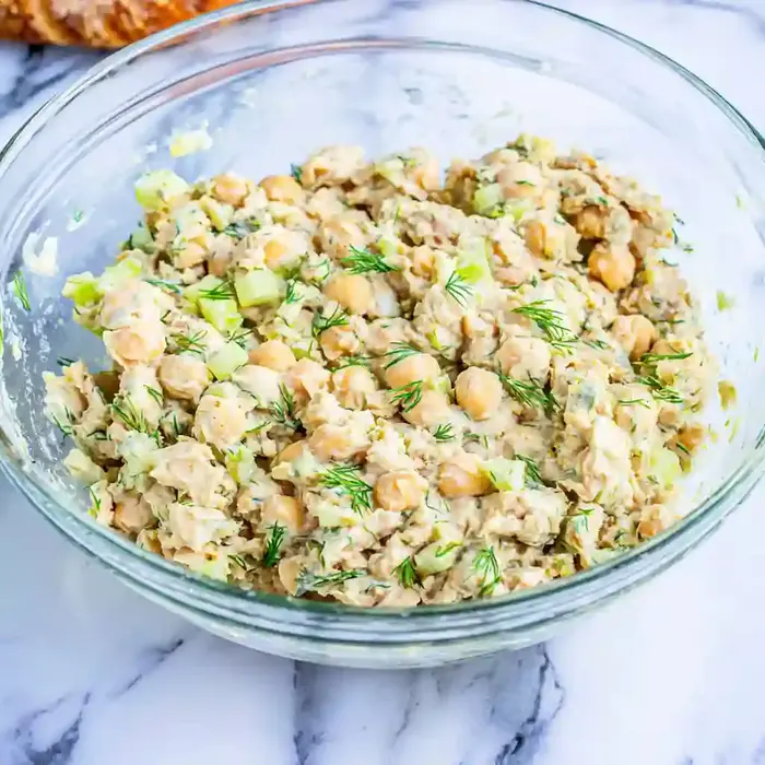 Quick Smashed Chickpea Salad Recipe