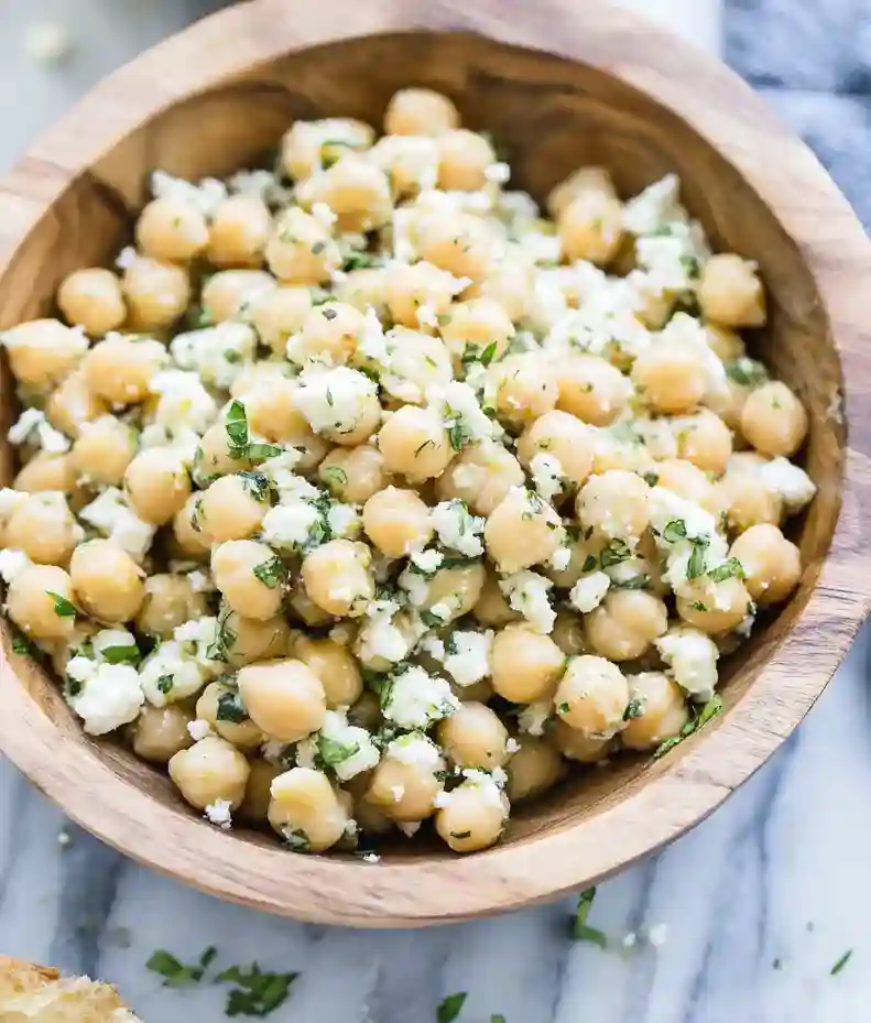 Refreshing Chickpea Salad with Feta
