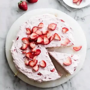 Refreshing Strawberry Icebox Pie
