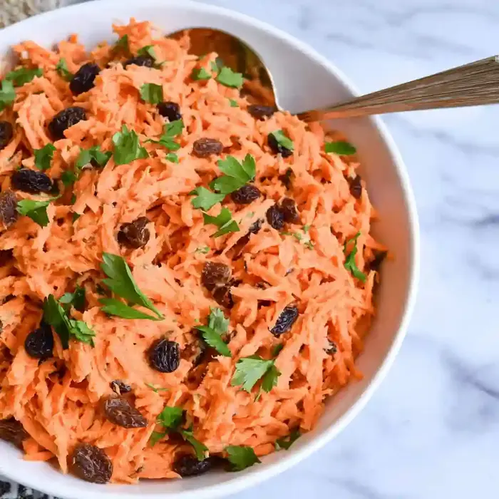 Vegan Carrot Salad With Tahini Dressing