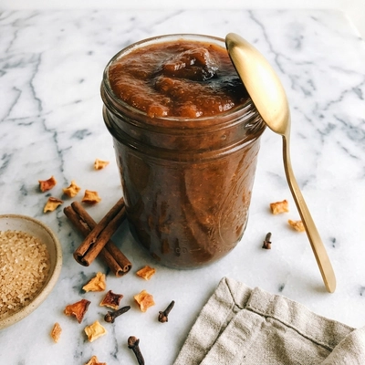 Delicious Spiced Peach Butter Recipe